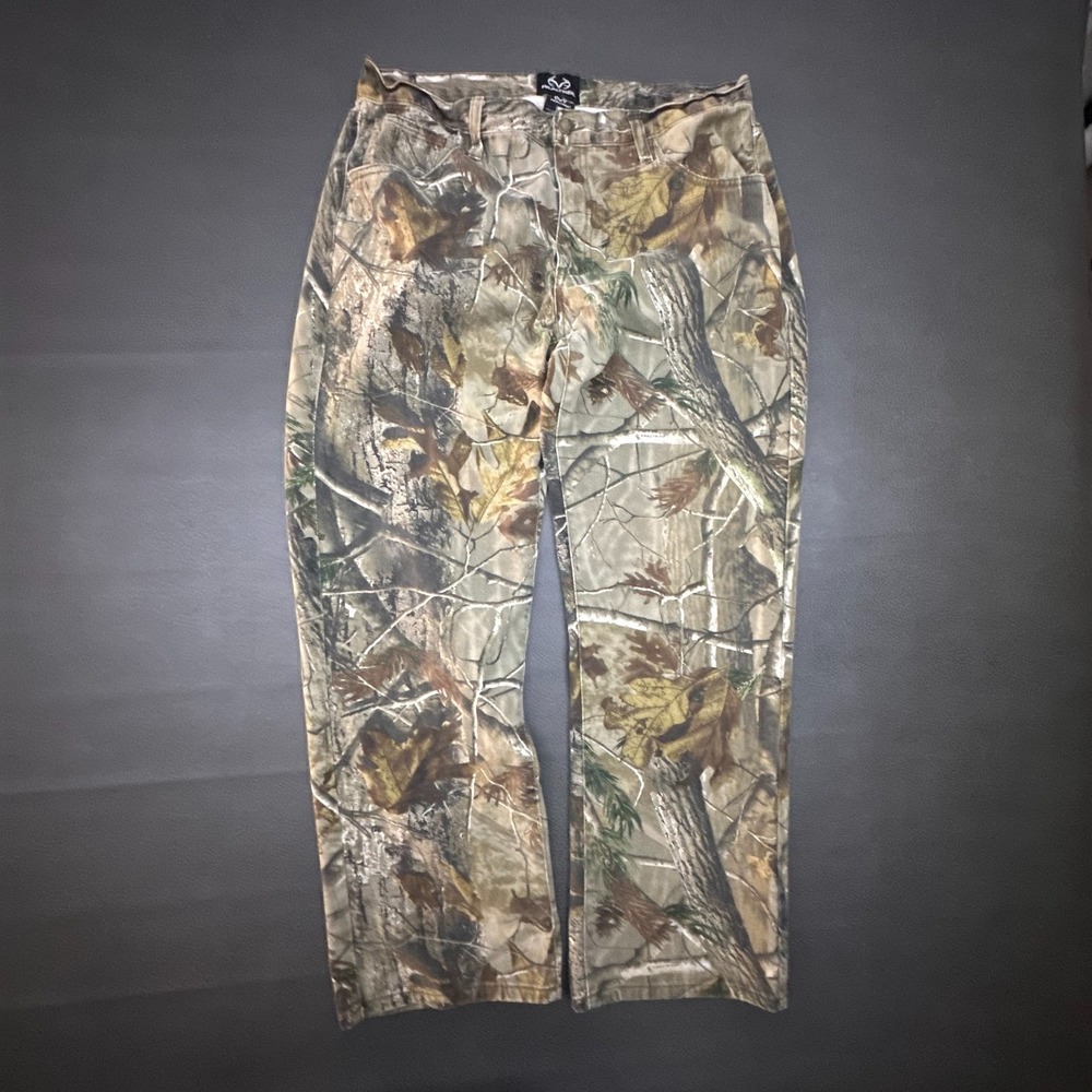 Realtree Jeans Mens 36x32 (Fits 36x30) Green Camo 100% Cotton Straight Leg Y2k